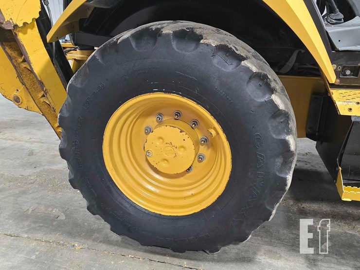 2016-caterpillar-415f2-image-33