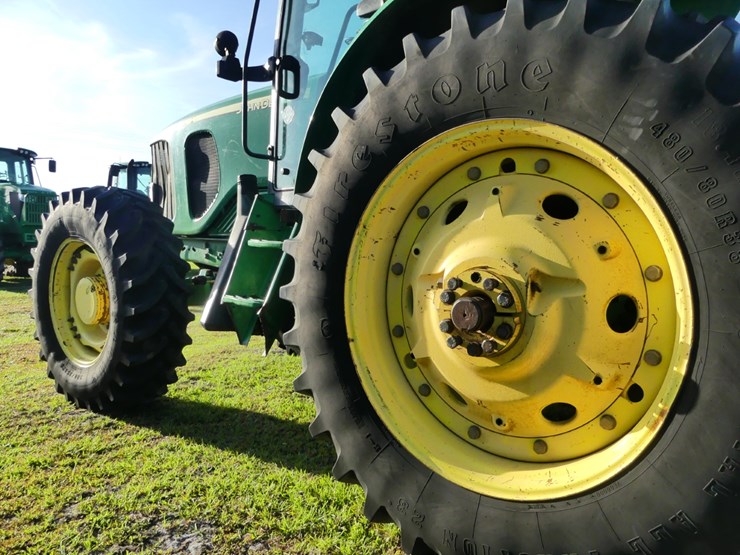 john-deere-7320-image-8