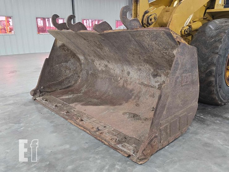 2006-caterpillar-938g-image-9