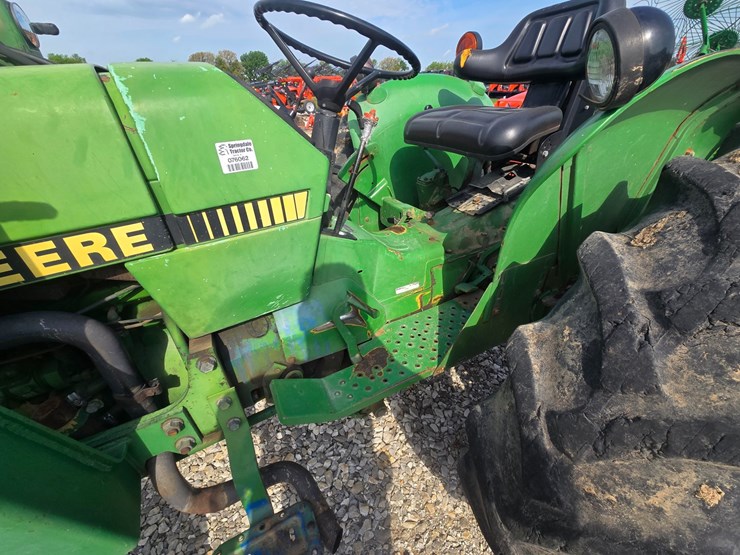 john-deere-2155-image-19