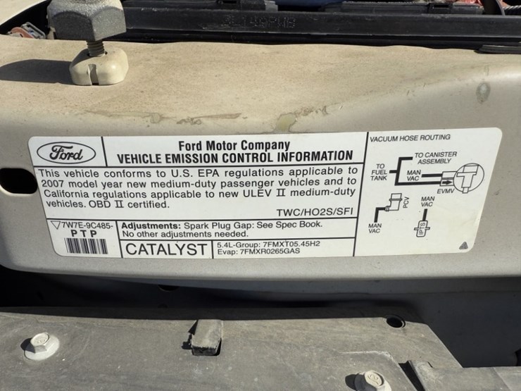 2007-ford-e350-image-15
