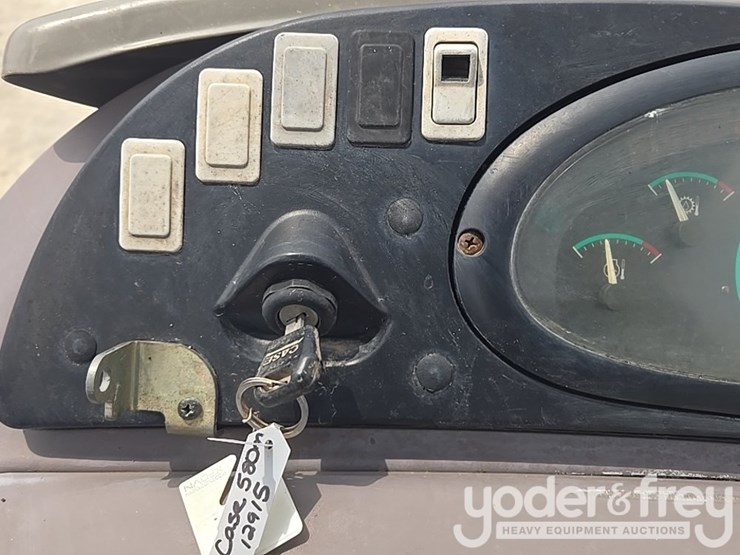 2004-case-580m-image-87