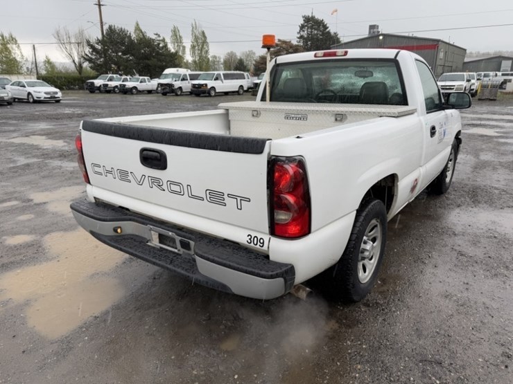 2006-chevrolet-silverado-1500-image-4