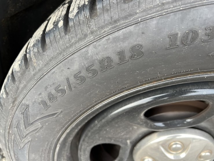 2017-ford-explorer-image-18