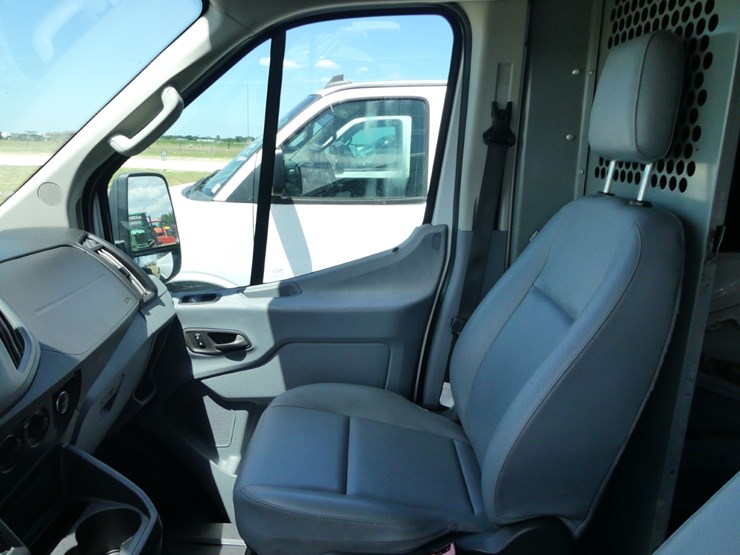 2018-ford-transit-image-10
