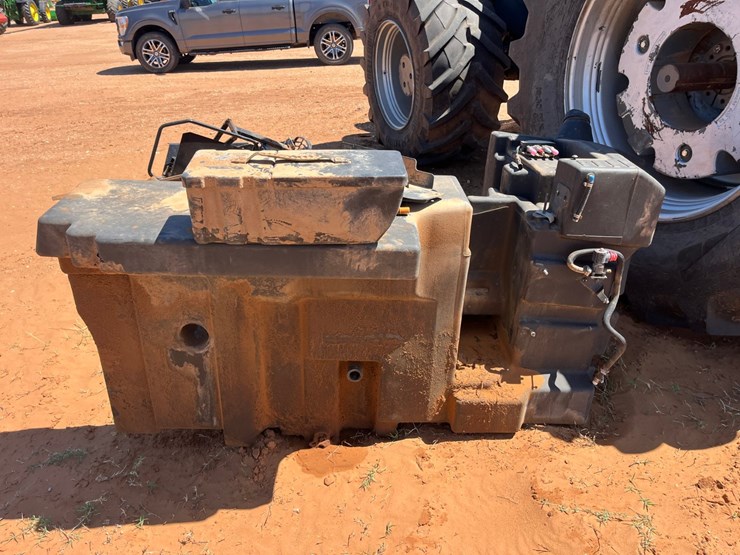 2015-challenger-mt675e-image-16