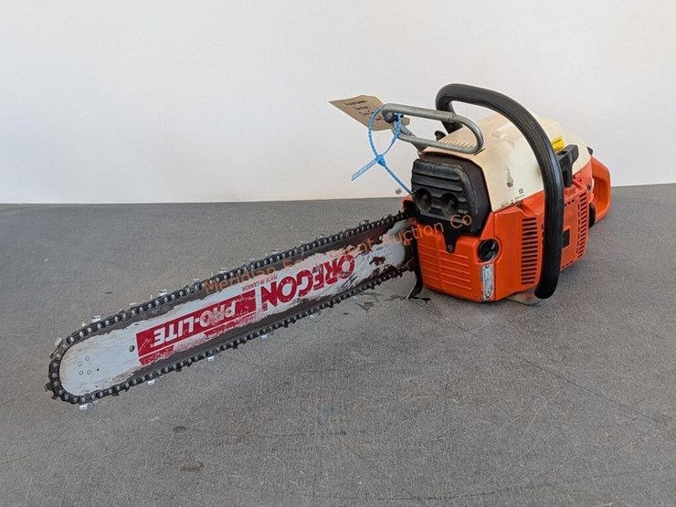 husqvarna-model-61-rancher-chainsaw-image-8