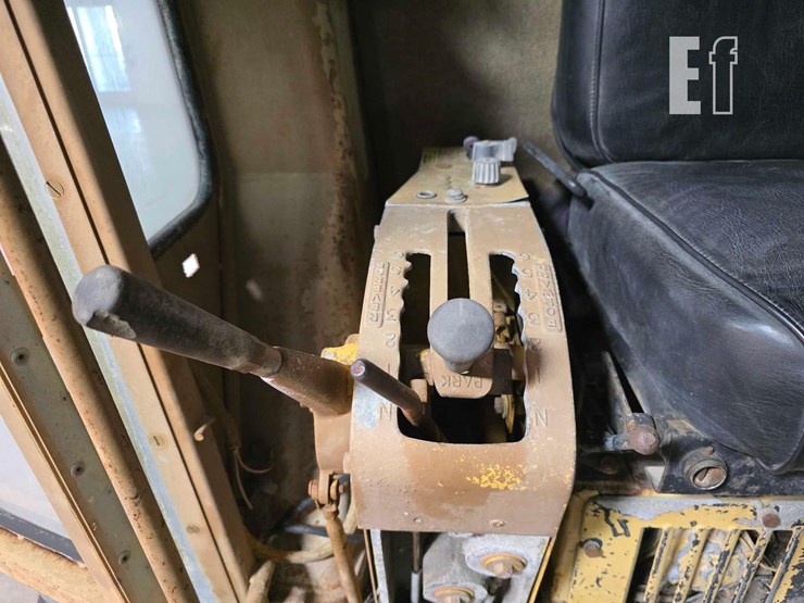 1986-caterpillar-140g-image-16