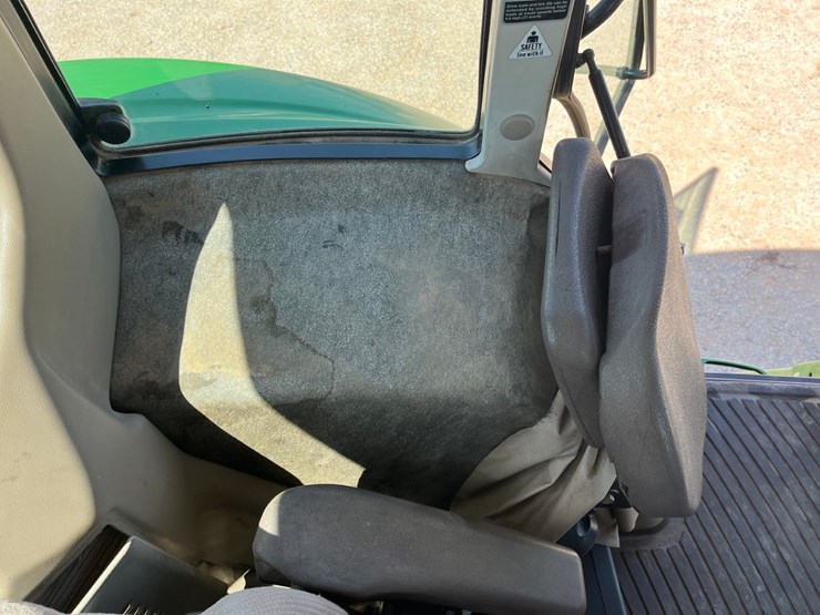 2004-john-deere-7420-image-22