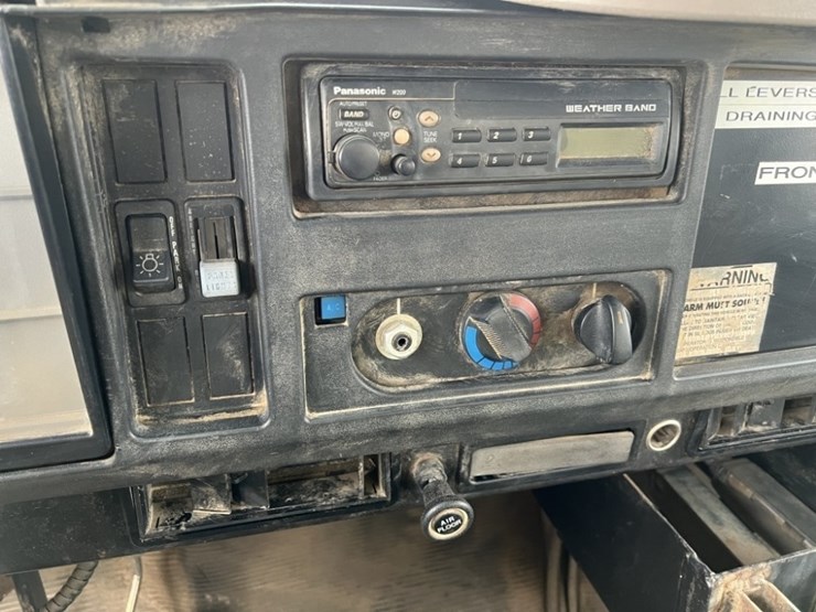 2000-international-4700-image-31