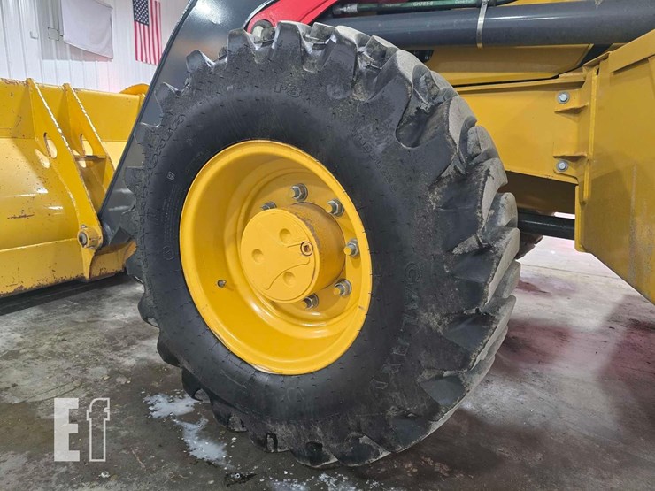 2023-deere-320-p-tier-image-23