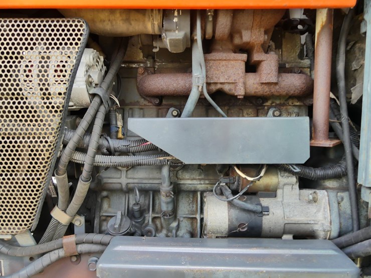 2004-kubota-m9000-image-9