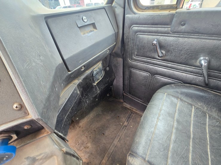 2001-mack-rd690s-image-72