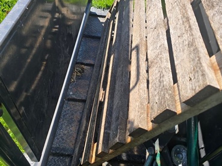 #542-•-tuff-built-cattle-chute-image-11