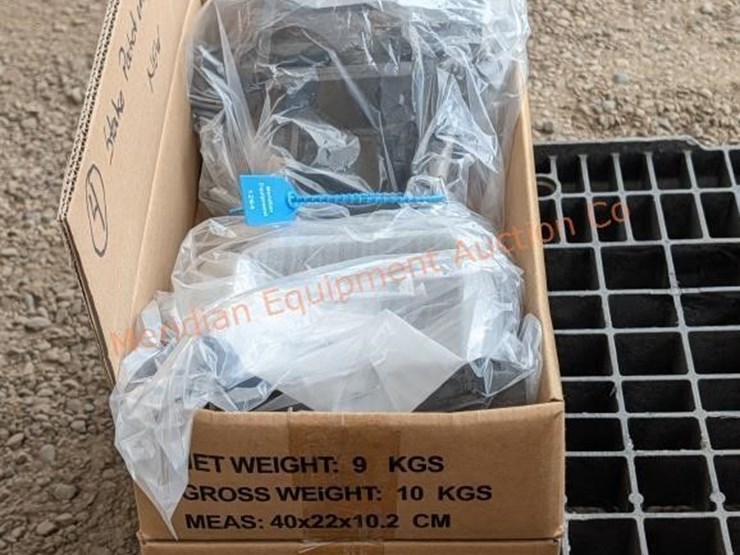 4--stake-pocket-winches-image-2