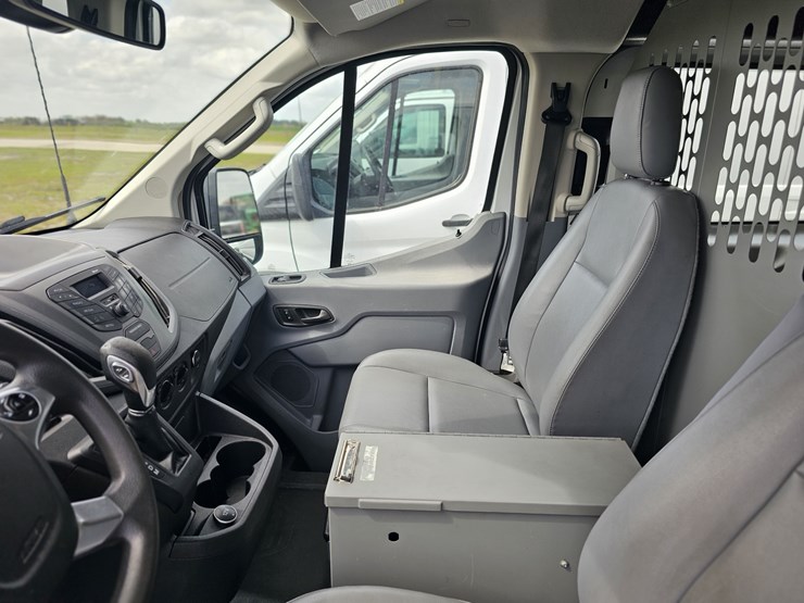 2018-ford-transit-image-7