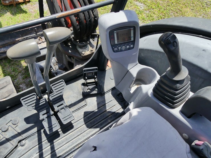 2018-kubota-kx040-4-image-13