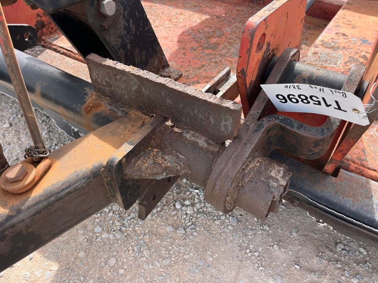 bush-hog-3210-image-3