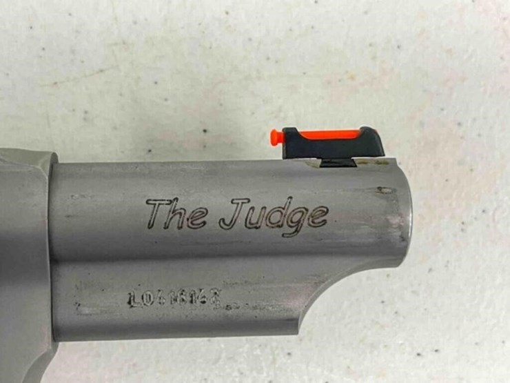 taurus-revolver-image-6