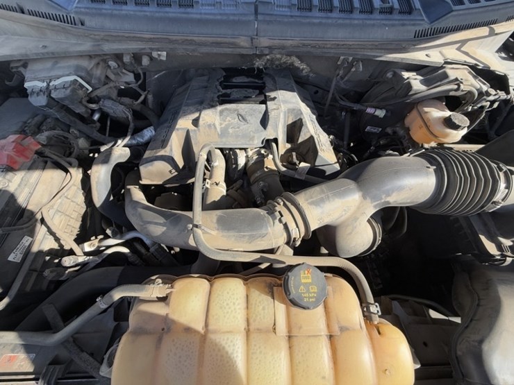 2016-ford-f150-xlt-image-15