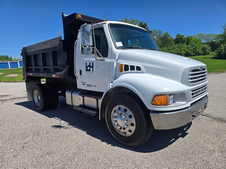 2009-sterling-acterra-image-24