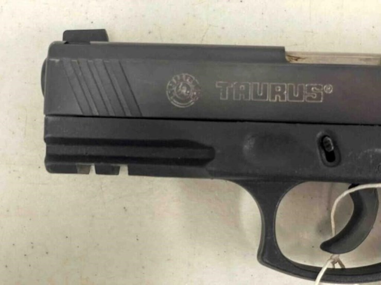 taurus-pistol-image-9