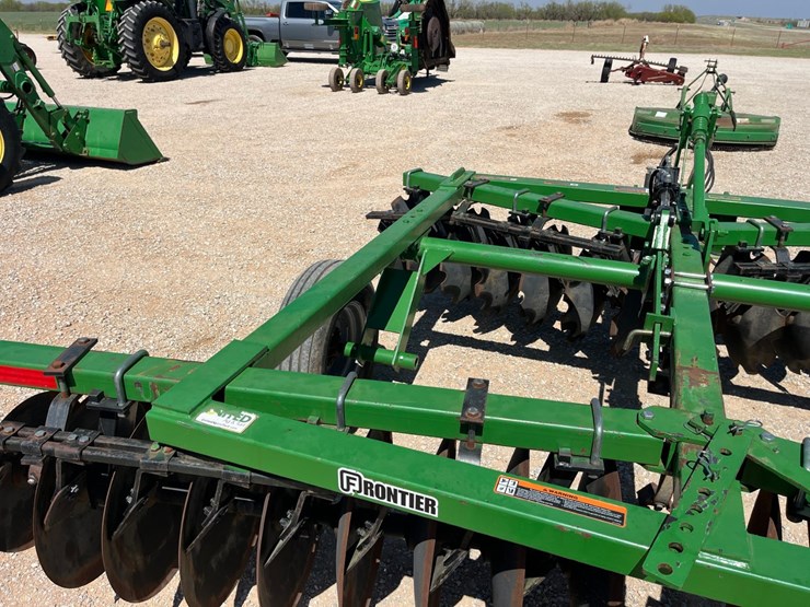 2019-frontier-dh1510-image-10