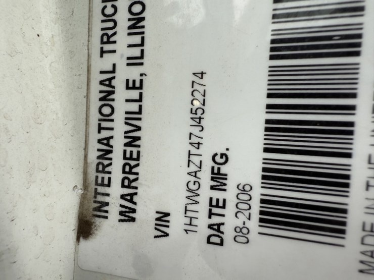 2007-international-7400-image-22