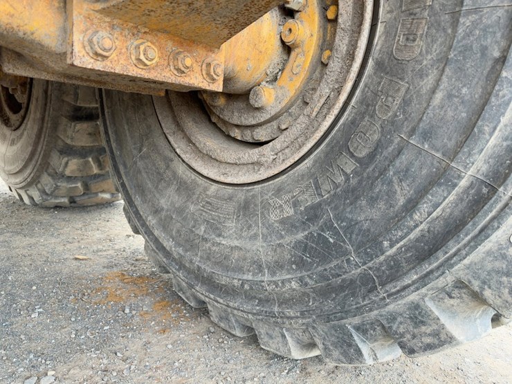 2003-volvo-a40d-image-18