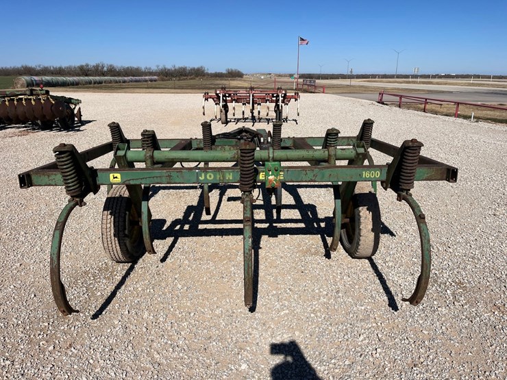 john-deere-1600-image-6