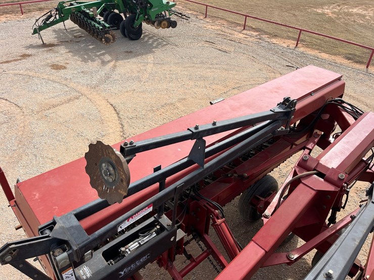 case-ih-5500-image-26