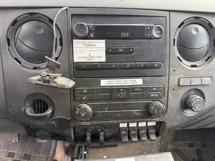 2016-ford-f550-sd-image-29