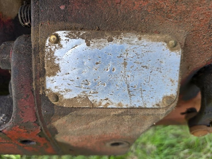 #581-•-farmall-h-tractor-image-19