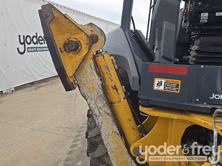 2021-deere-310sl-image-43