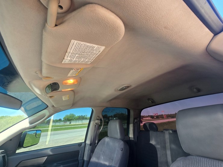 2008-dodge-ram-2500-image-33