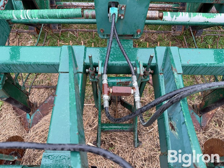 2012-kmc-6-30-peanut-digger-image-10