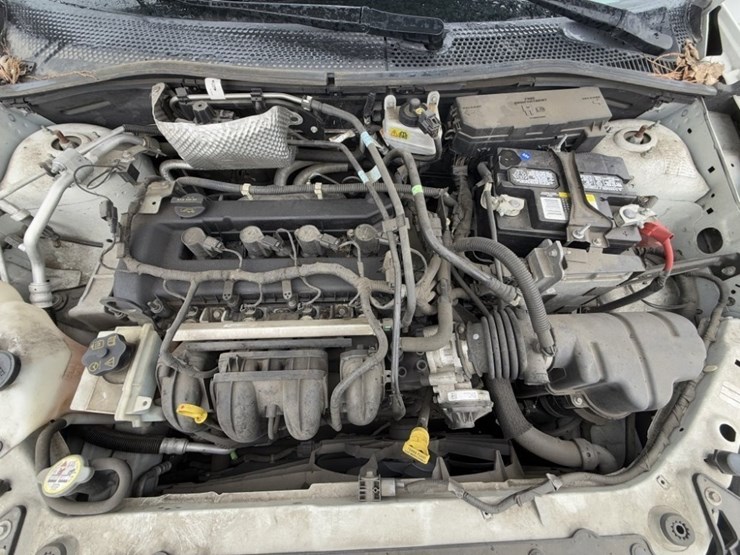 2009-ford-focus-sedan-image-13