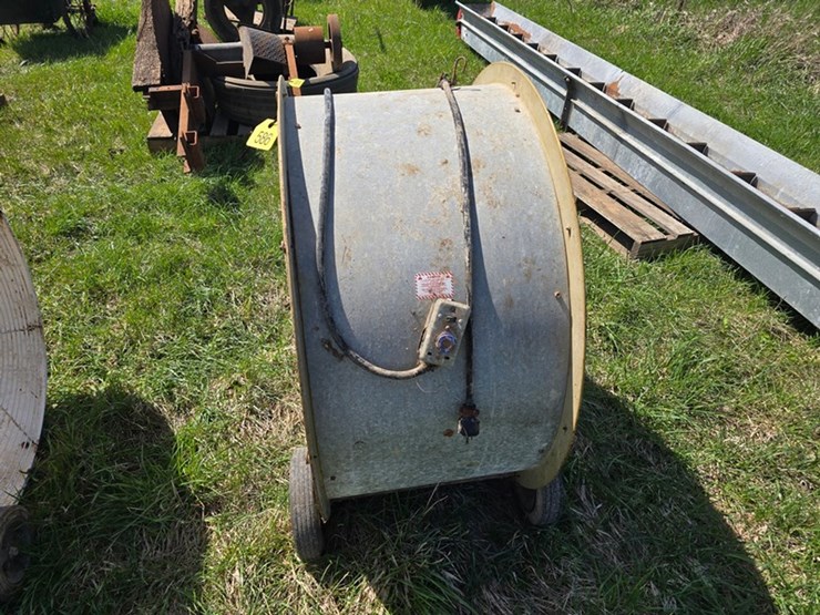 #586-•-barn-fan-image-2