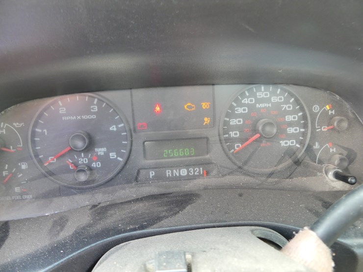 2007-ford-f550-image-11