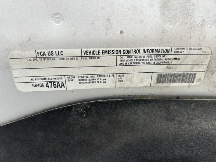 2013-dodge-1500-image-42