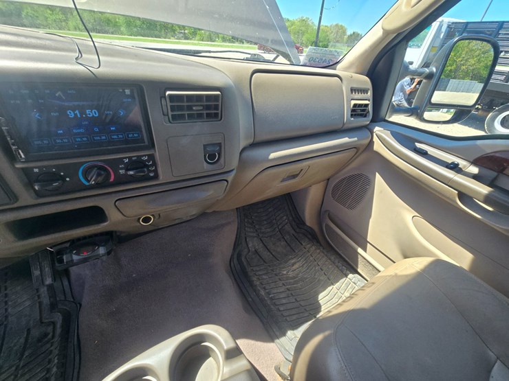 2003-ford-f350-image-35