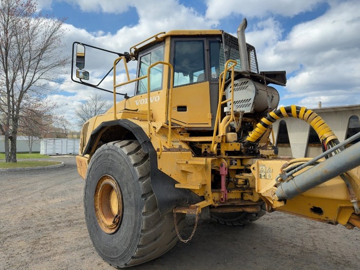 2003-volvo-a40d-image-28