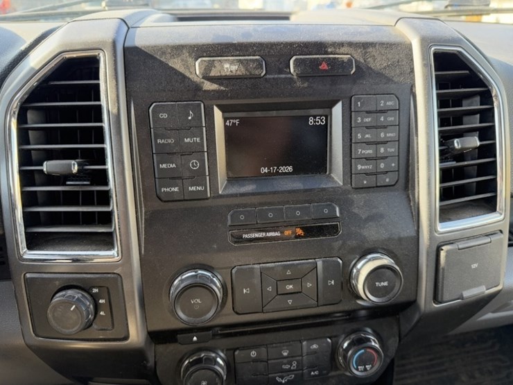 2017-ford-f150-xlt-image-35