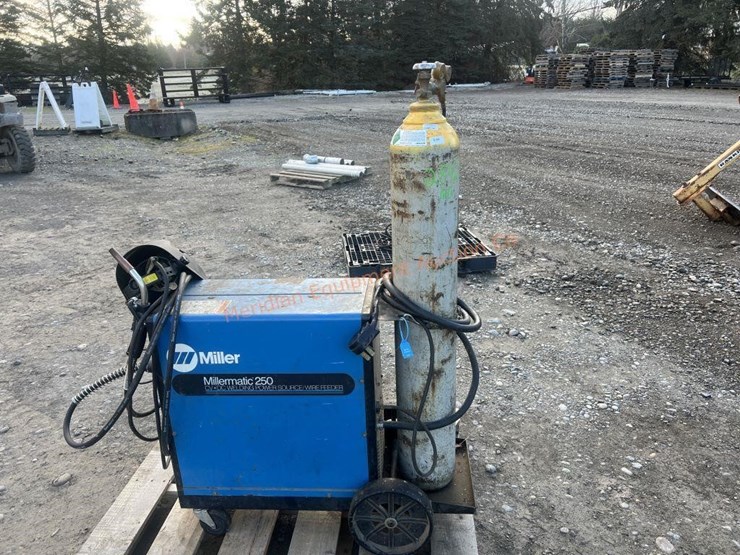 miller-millermatic-250-wire-feed-welder-image-2