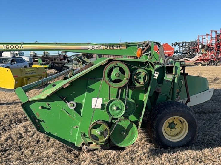 john-deere-1600-image-7