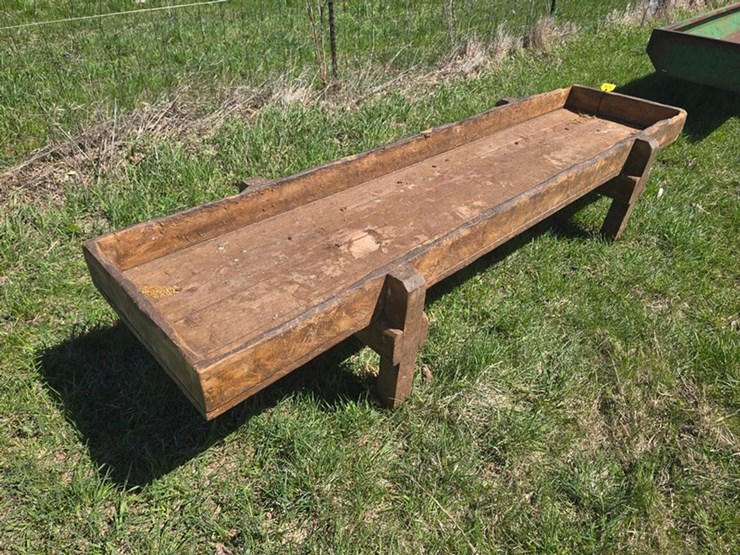 #578-•-9'-wooden-feed-bunk-image-4