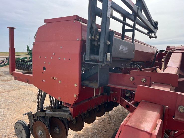 case-ih-5500-image-3