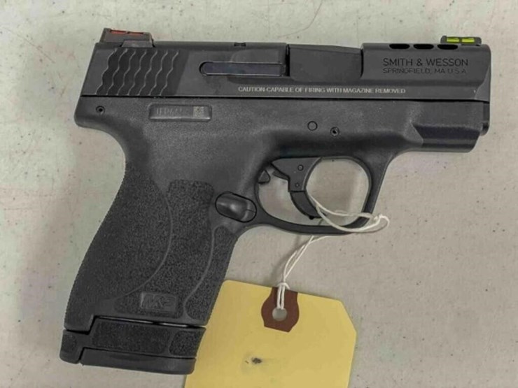 smith-&-wesson-pistol-image-7