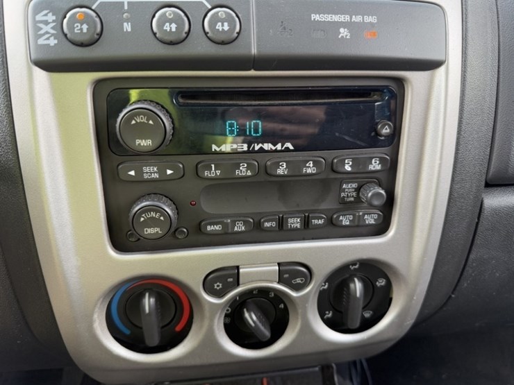 2008-chevrolet-colorado-image-31