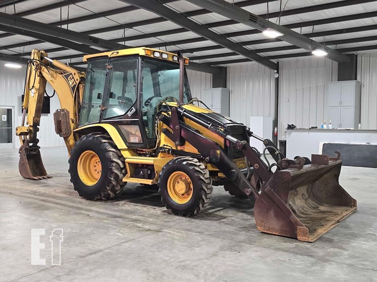 2003-caterpillar-420d-it-image-2